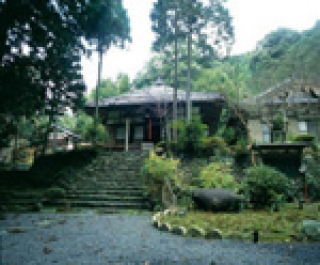 東林寺宝篋印塔 (ほうきょういんとう)